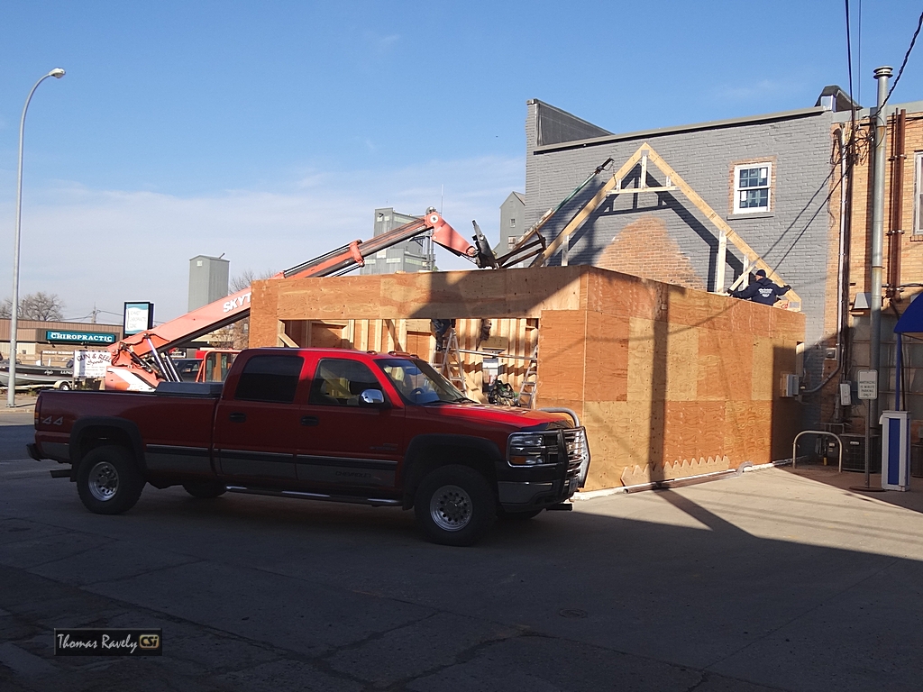 Road Closed to lift rafters      CSi photo